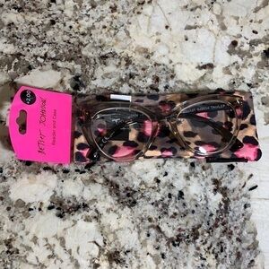 NWT BETSEY JOHNSON READER AND CASE